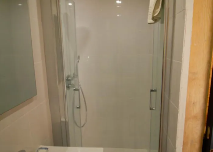 Foret Proche Avec Piscine Partagee *